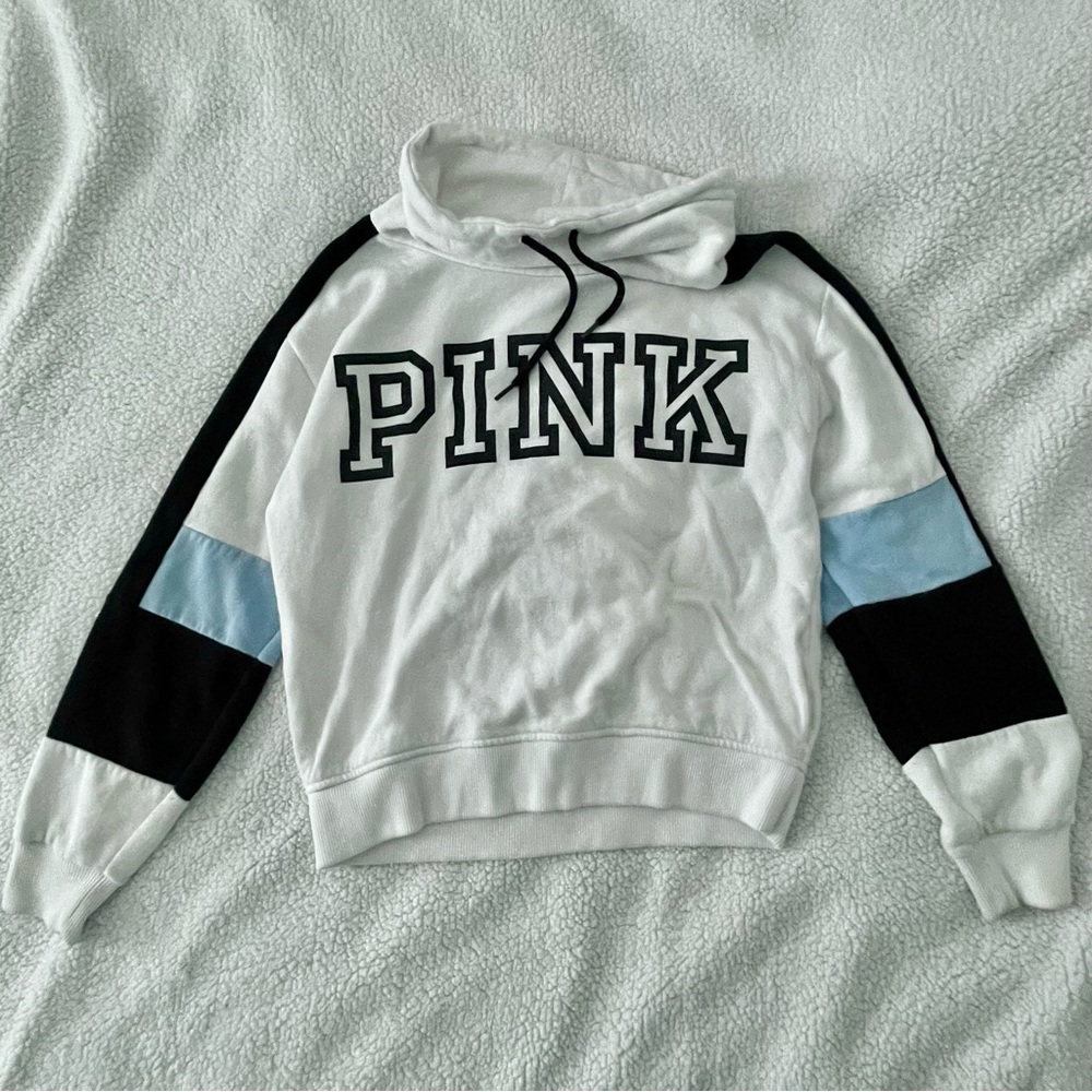 Victoria’s Secret Pink White Colorblock Sweater size XS